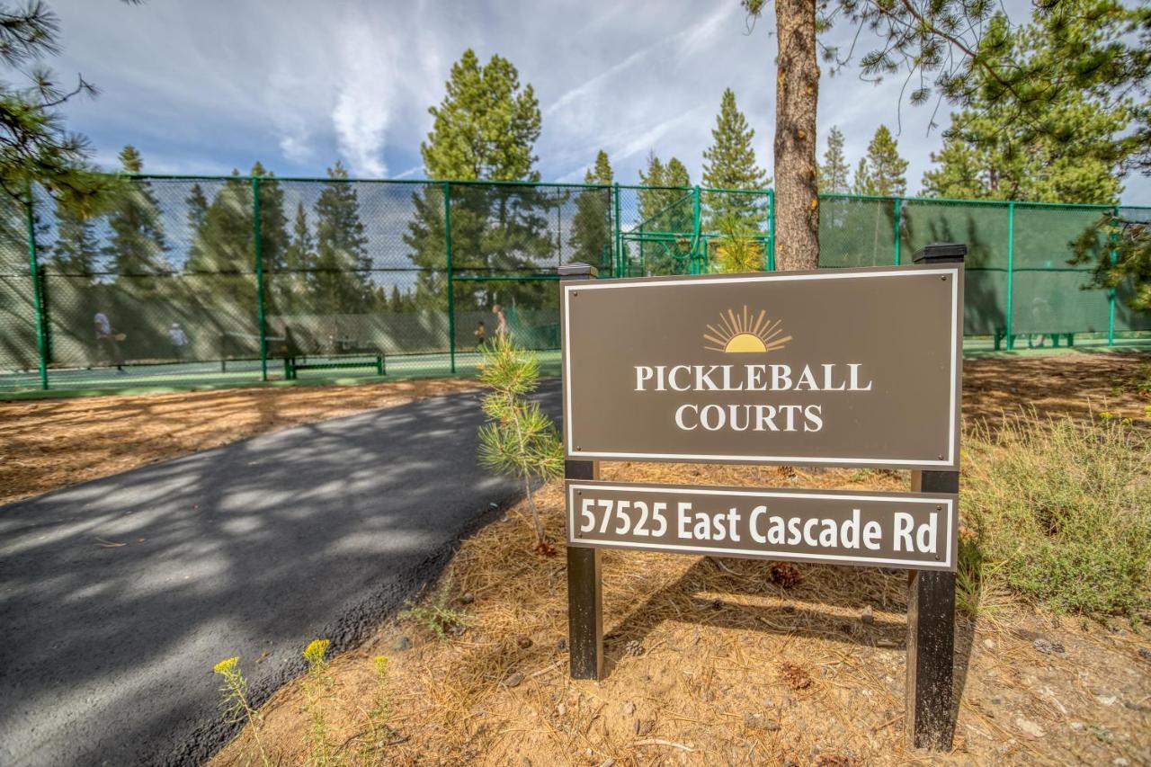 Cedar Cove Lodge Sunriver Exterior photo